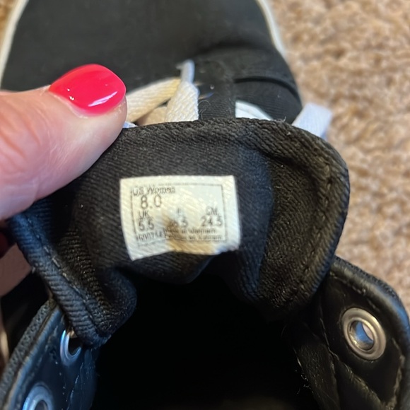 Black vans in size 8 - Picture 3 of 3